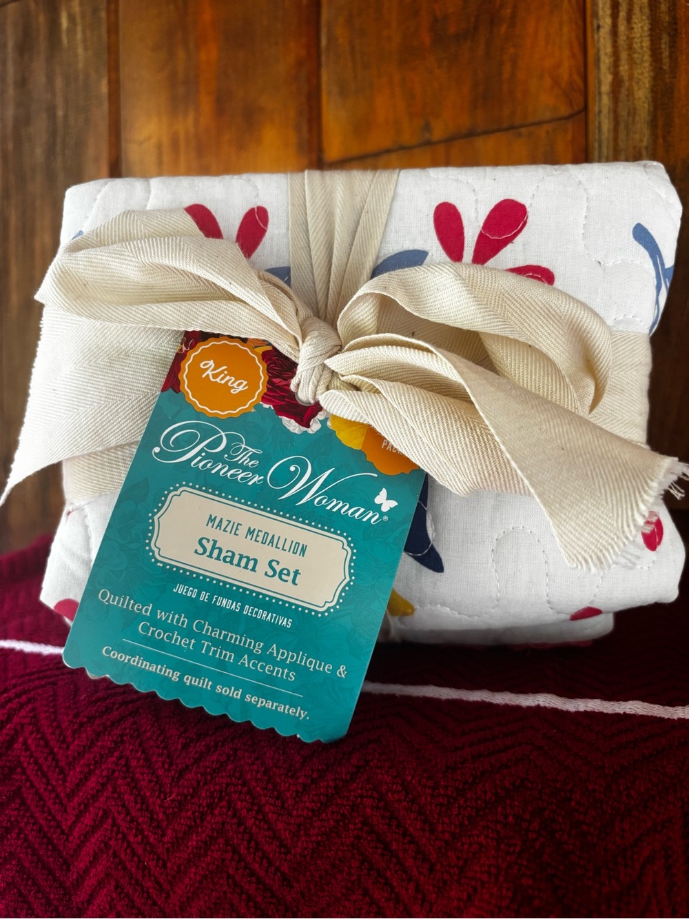 The Pioneer Woman Mazie Medallion Sham Set - White with Red & Navy Floral
